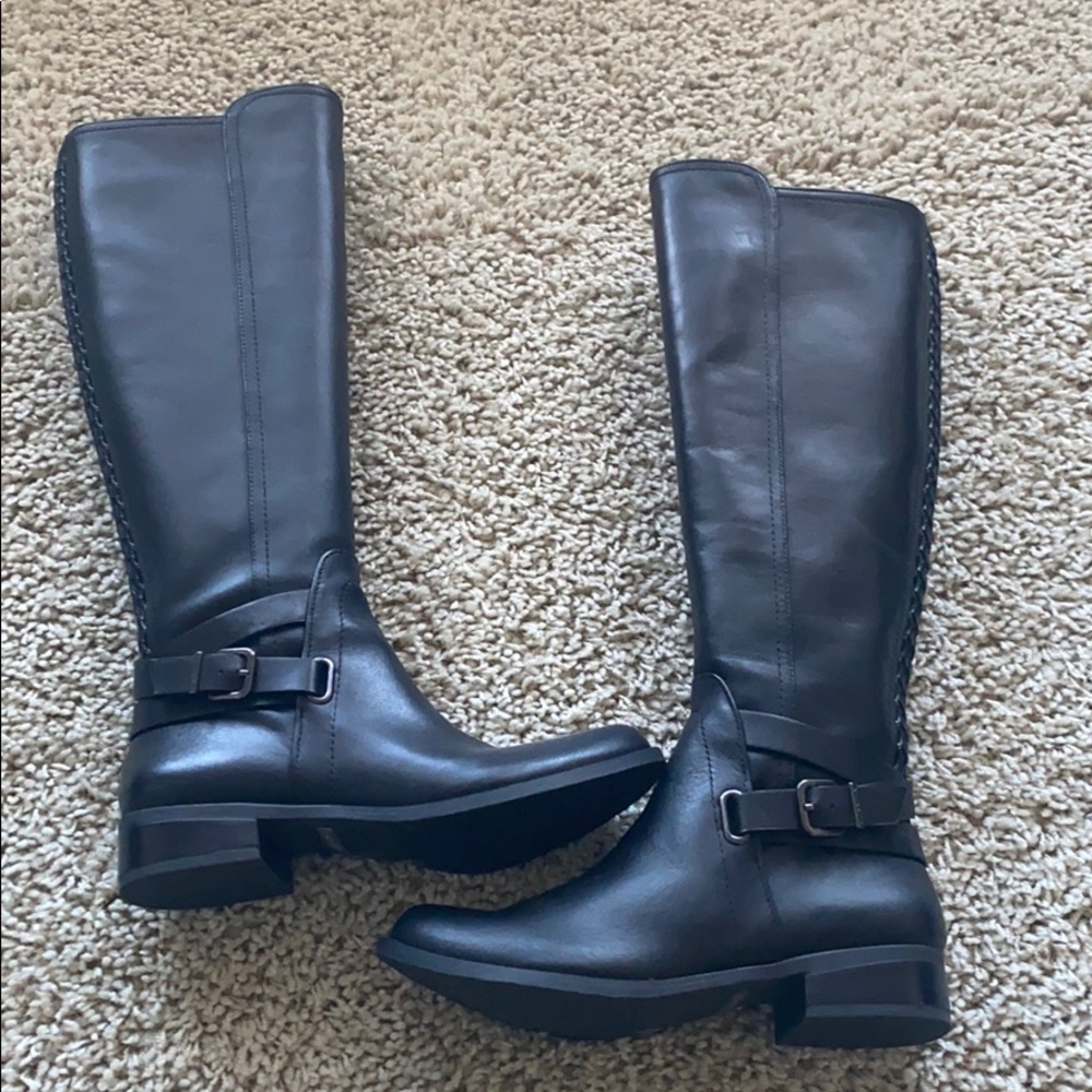 Gianni Bini Black Boots 6